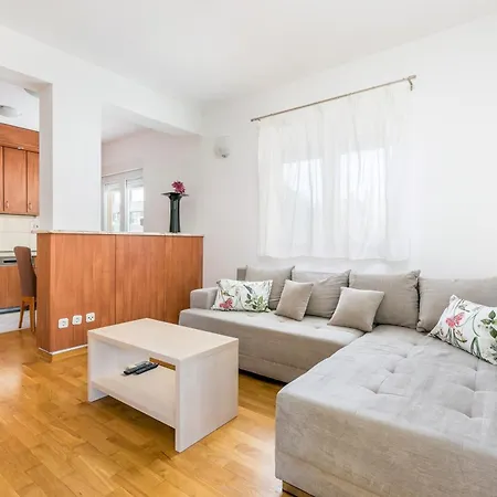 Apartmán With Parking Space - 24252