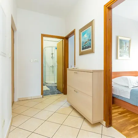 With Parking Space - 24252 Apartment *