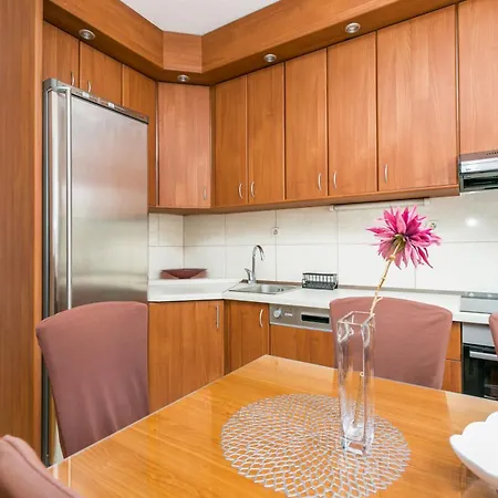 With Parking Space - 24252 Apartment *